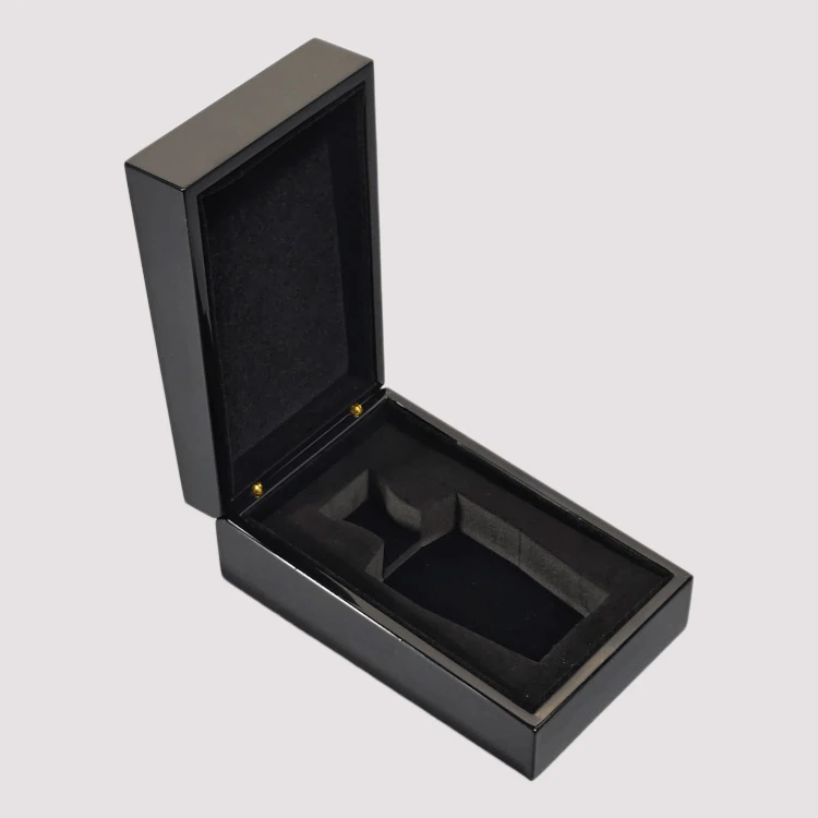 Zwarte parfumdoos